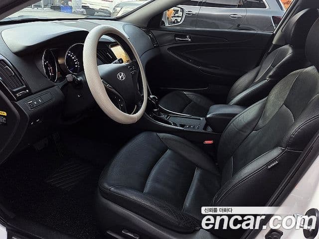 Hyundai Sonata The / новый 브릴리언트 Premium, 2013 9