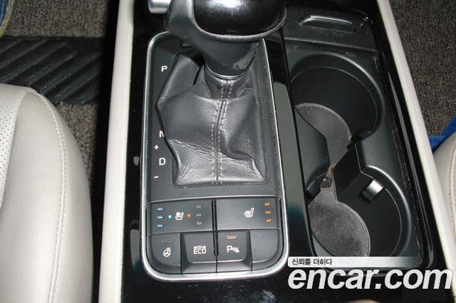 Kia All New Carnival Prestige, 2015 13