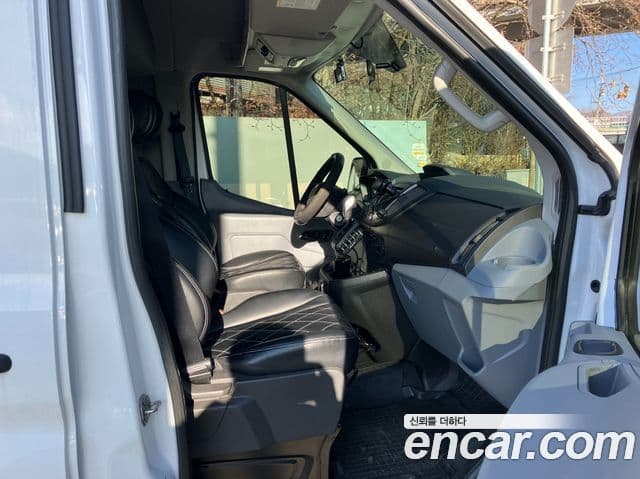 Ford 트랜짓, 2016 9