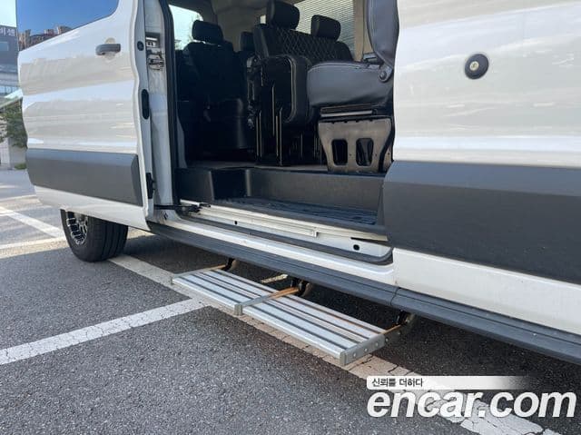 Ford 트랜짓, 2016 12