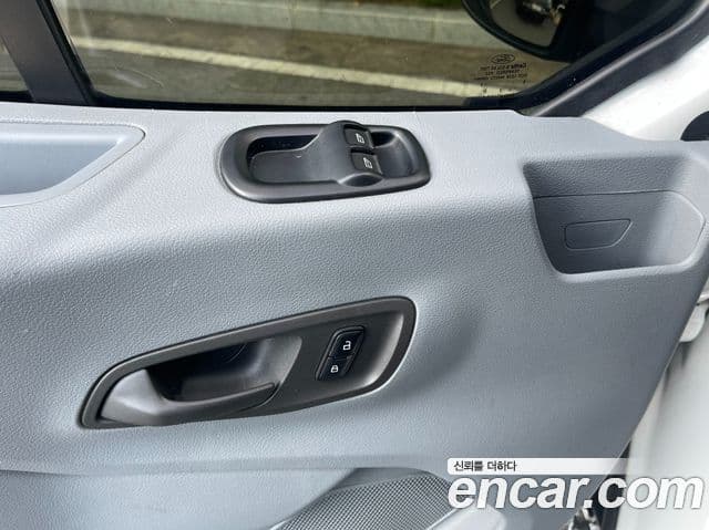 Ford 트랜짓, 2016 14