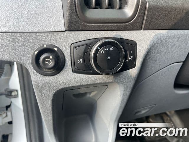 Ford 트랜짓, 2016 15