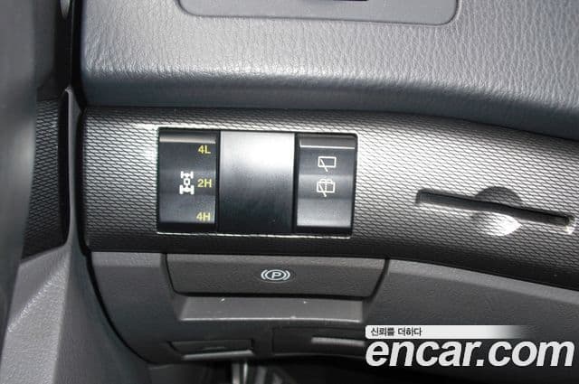 KG모빌리티(SsangYong) Korando 투리스모 4WD LT 11인승, 2015 15