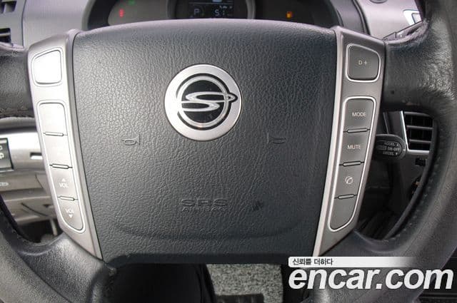 KG모빌리티(SsangYong) Korando 투리스모 4WD LT 11인승, 2015 16