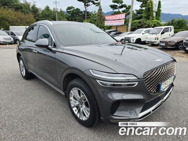 Genesis GV70, 2022 3