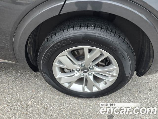 Genesis GV70, 2022 7