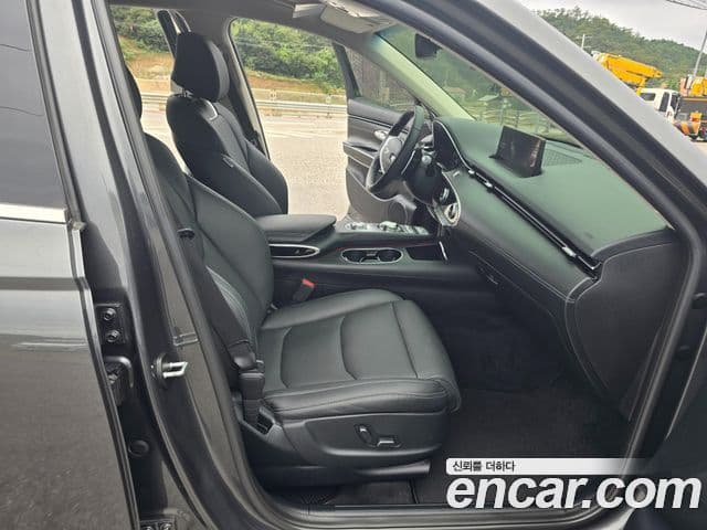 Genesis GV70, 2022 11