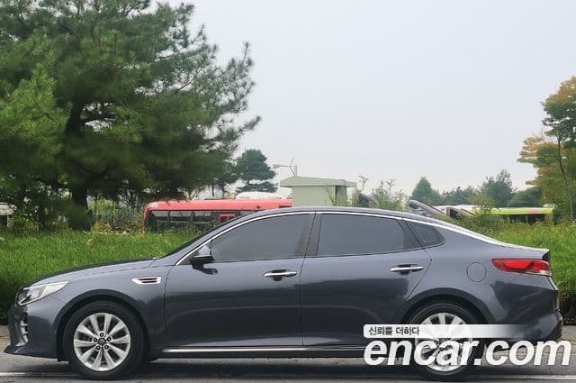 Kia K5 2세대 Prestige, 2016 3
