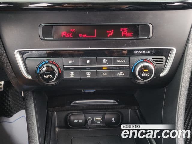 Kia K5 2세대 Prestige, 2016 17