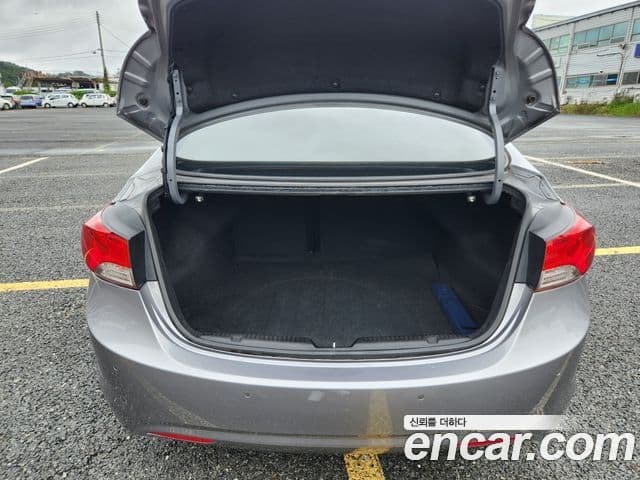 Hyundai Avante MD Luxury, 2011 6