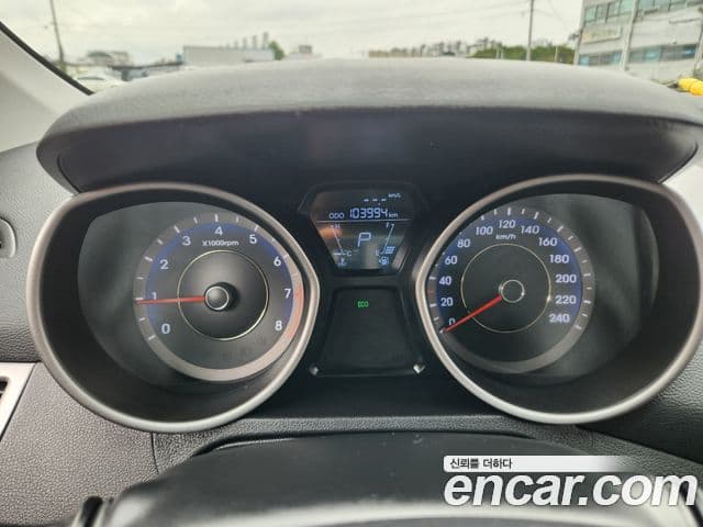 Hyundai Avante MD Luxury, 2011 10