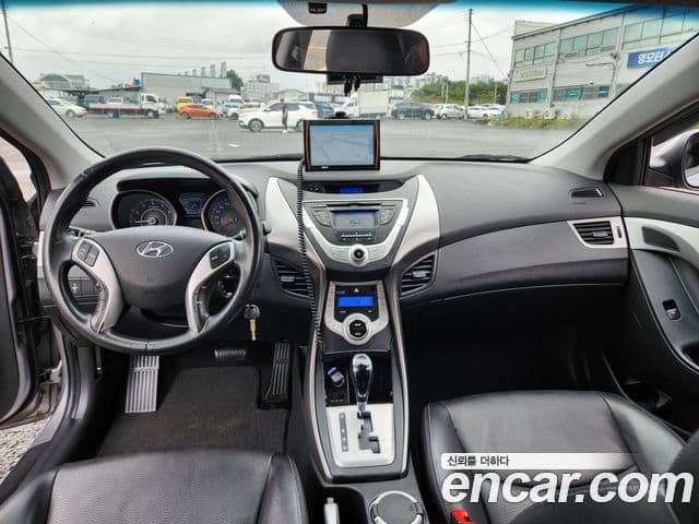 Hyundai Avante MD Luxury, 2011 16