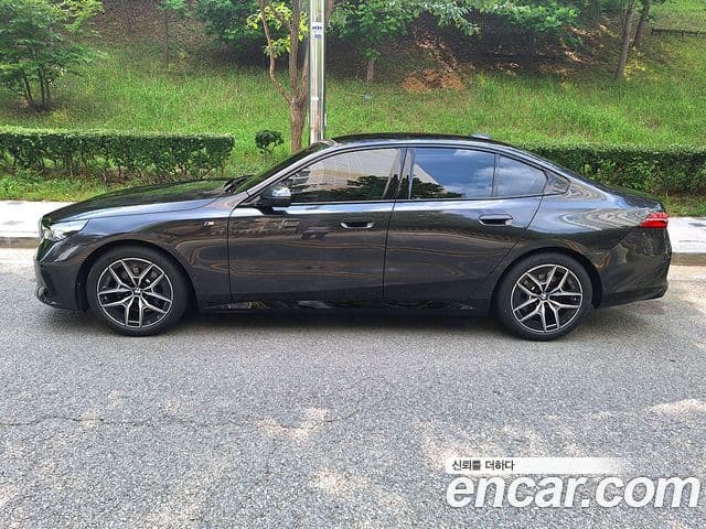 BMW 5시리즈 (G60) 520i M Sport, 2025 3
