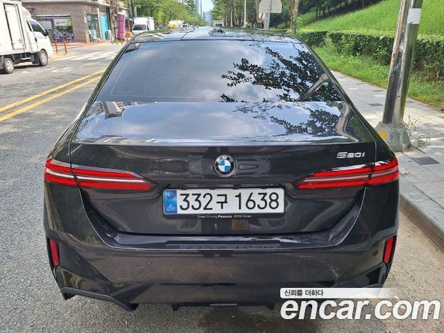 BMW 5시리즈 (G60) 520i M Sport, 2025 6
