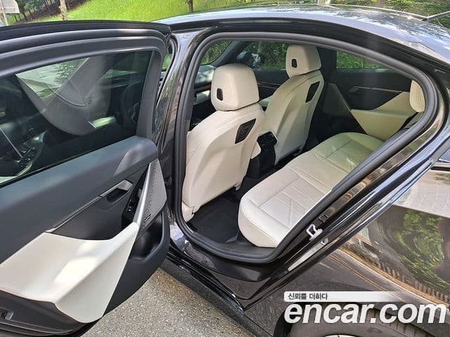 BMW 5시리즈 (G60) 520i M Sport, 2025 17