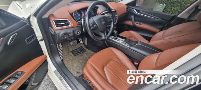 Maserati 기블리 3세대, 2014 16