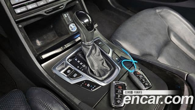 Hyundai Grandeur HG Premium, 2016 9