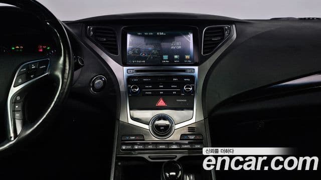 Hyundai Grandeur HG Premium, 2016 14