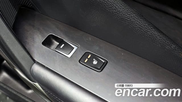 Hyundai Grandeur HG Premium, 2016 18