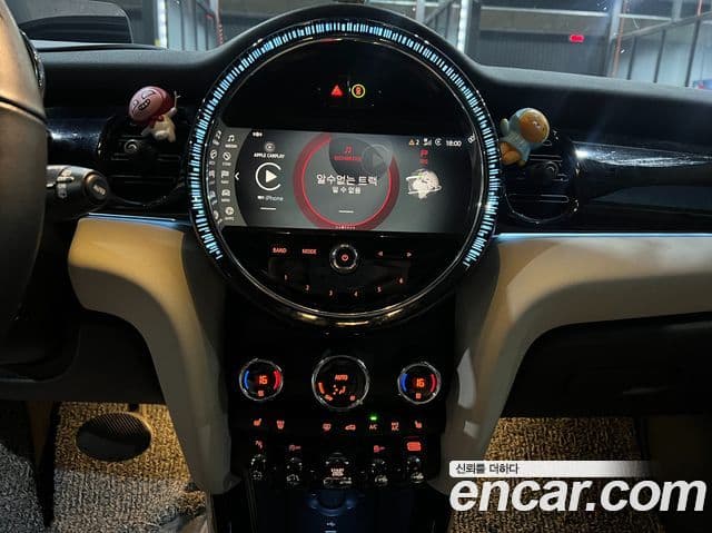 Mini Cooper S 3세대, 2023 11