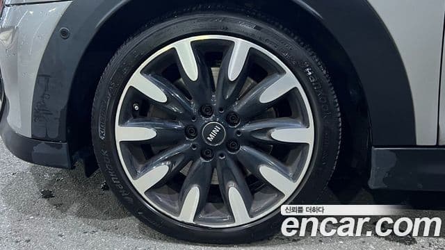 Mini Cooper S 3세대, 2023 15