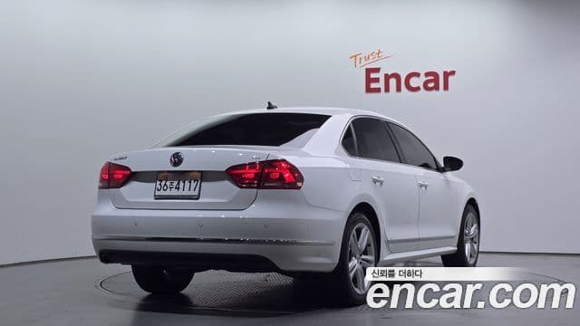 Volkswagen The / новый New Passat B7, 2012 2