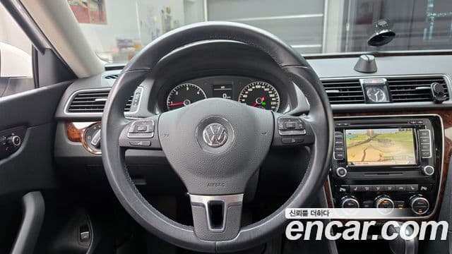 Volkswagen The / новый New Passat B7, 2012 14