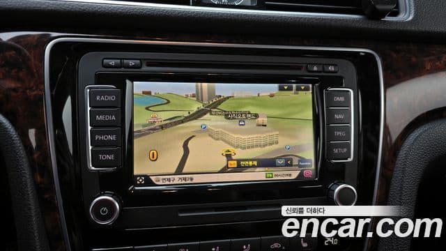 Volkswagen The / новый New Passat B7, 2012 16