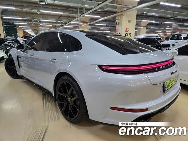 Porsche Panamera (976) 2.9 AWD E-гибрид, 2025 3