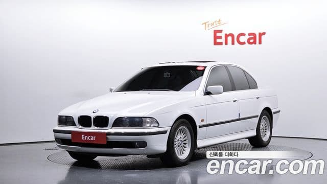 BMW 5시리즈 E39, 1996 1