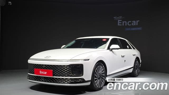 Hyundai Grandeur гибрид (GN7) Calligraphy, 2023 1