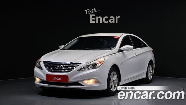 Hyundai YF Sonata Y20 Grand, 2010 1