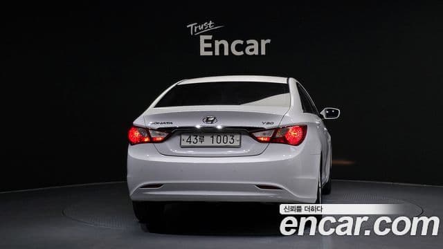 Hyundai YF Sonata Y20 Grand, 2010 4