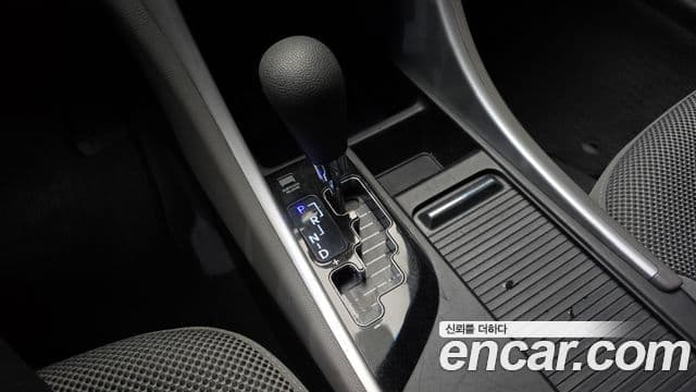 Hyundai YF Sonata Y20 Grand, 2010 9