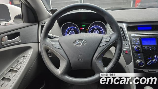 Hyundai YF Sonata Y20 Grand, 2010 14