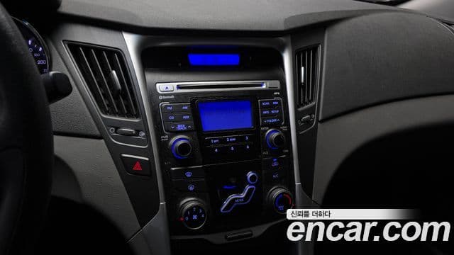 Hyundai YF Sonata Y20 Grand, 2010 15