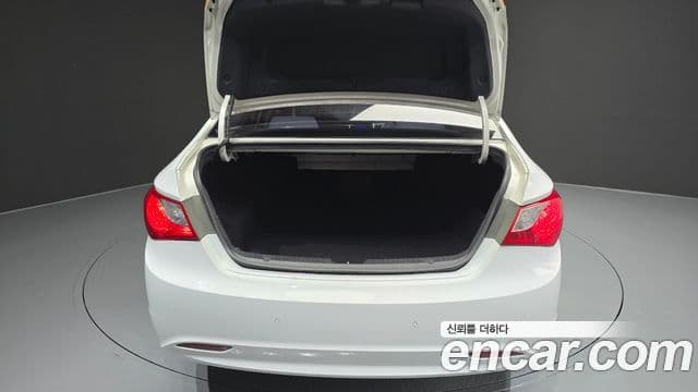 Hyundai YF Sonata Y20 Grand, 2010 20