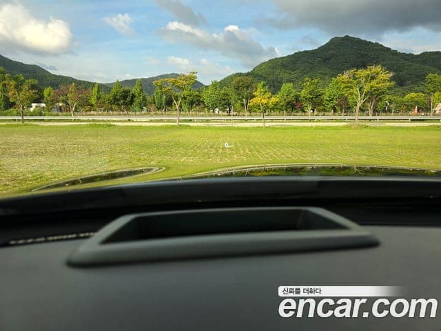 Genesis EQ900 Prestige, 2016 20