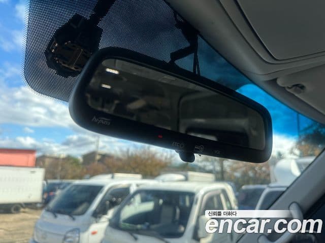 Hyundai 쏠라티 Luxury, 2020 10