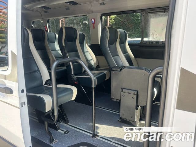 Hyundai 쏠라티 Luxury, 2020 16