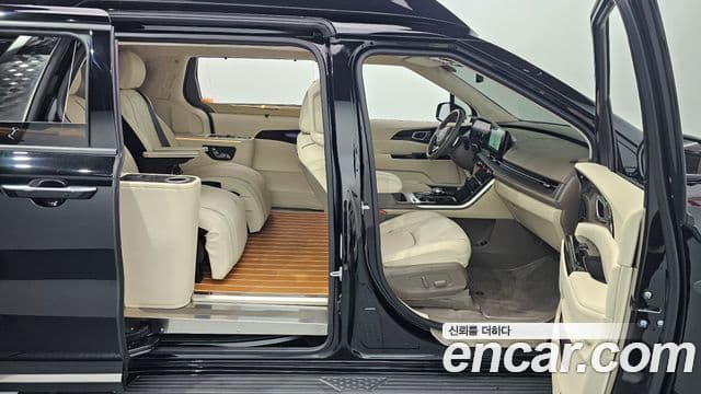 Kia Carnival 4세대 бензин 9인승 High Limousine(компания по спецнадстройкам), 2023 11