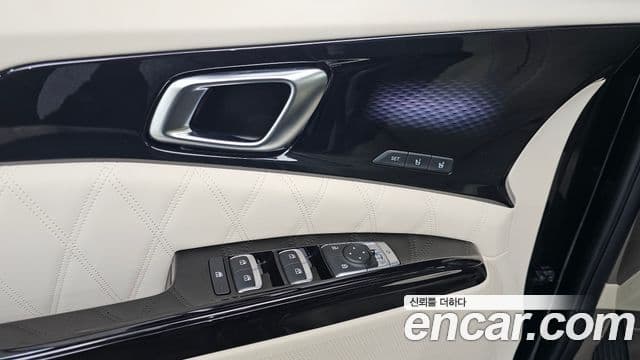 Kia Carnival 4세대 бензин 9인승 High Limousine(компания по спецнадстройкам), 2023 17