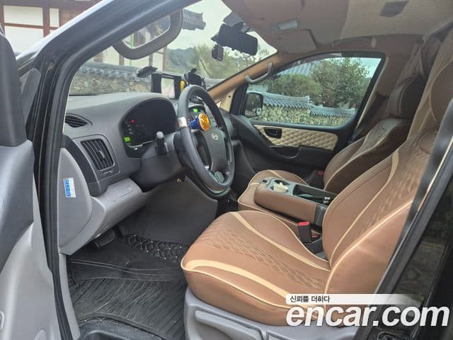 Hyundai Grand Starex кемпер, 2012 7