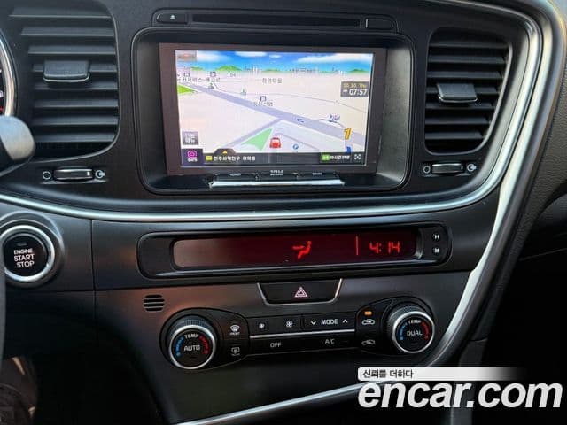 Kia The / новый New K5 Luxury, 2014 8