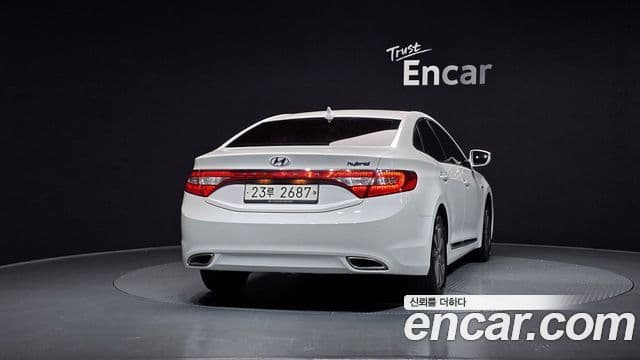 Hyundai Grandeur HG гибрид Premium, 2015 4