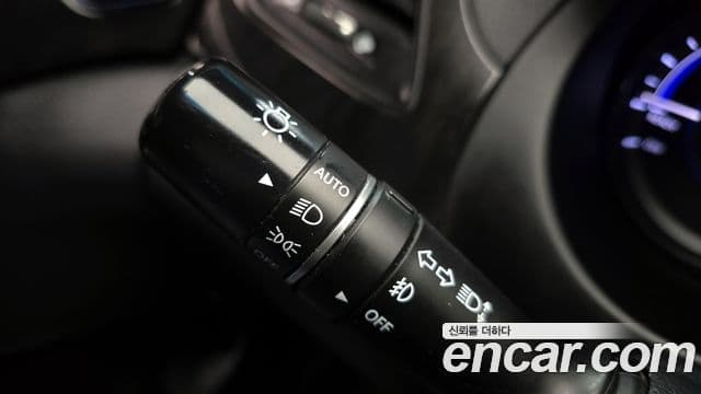 Hyundai Grandeur HG гибрид Premium, 2015 18