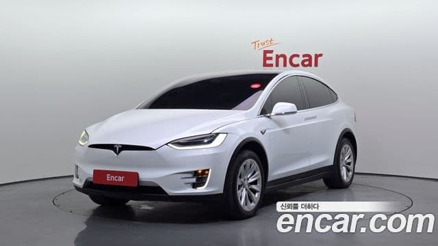 Tesla модель X Long Range, 2020 1