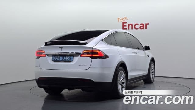 Tesla модель X Long Range, 2020 2