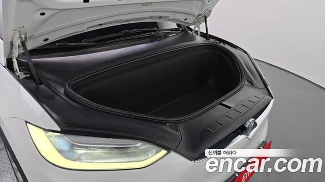 Tesla модель X Long Range, 2020 6