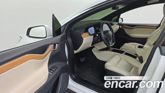 Tesla модель X Long Range, 2020 10